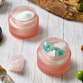 11 Hoa Kinh 1oz jar with inner liner for cosmetics