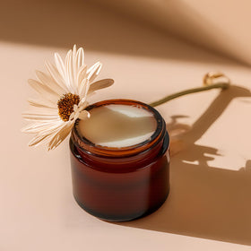 11 Hoa Kinh travel-ready jar fits in bags for on the go storage
