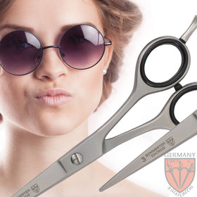 3 Swords Germany ideal for salon and home use on all hair types and techniques.