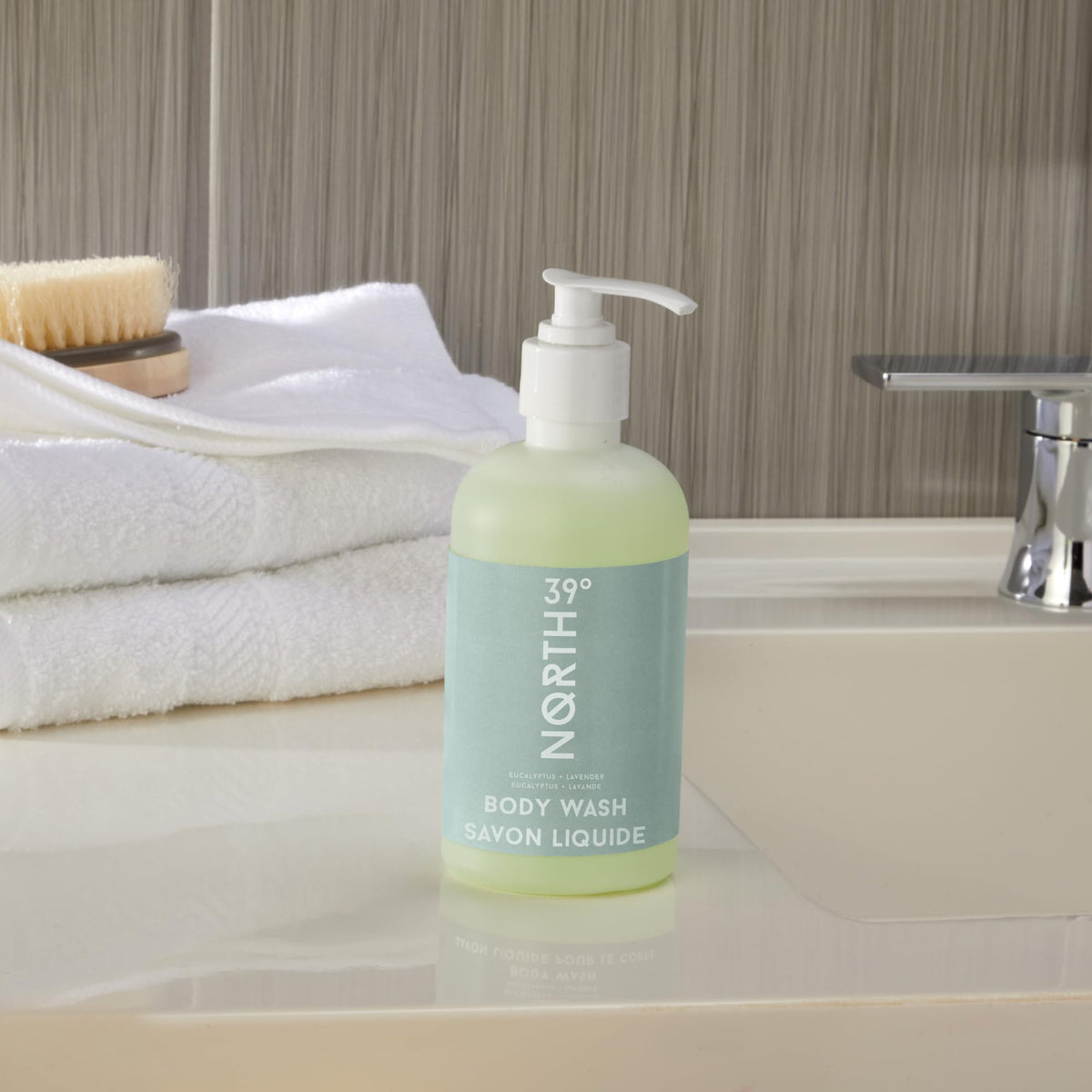 39° North body wash label-closeup highlights natural ingredients and hotel-grade quality.