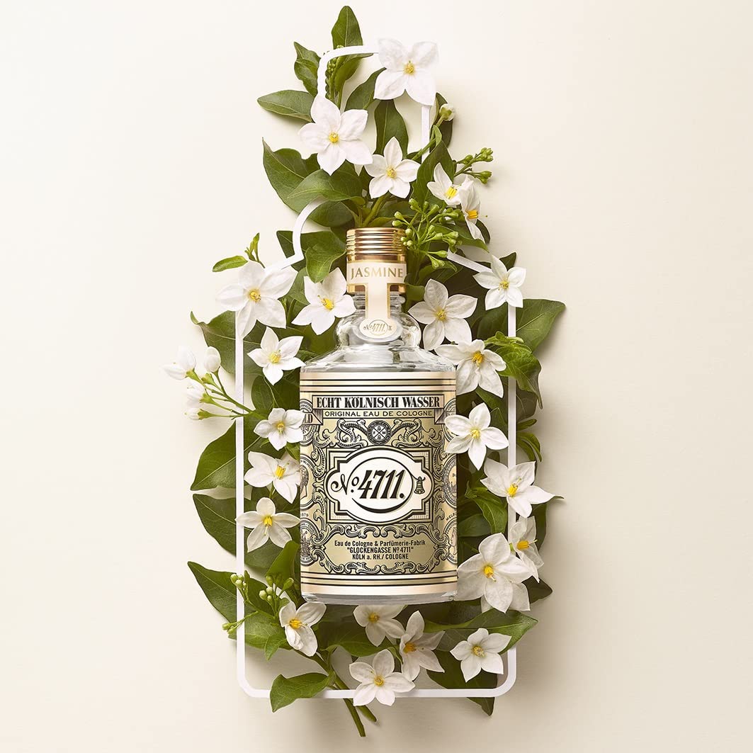 4711 top notes bergamot and tea in a crisp image