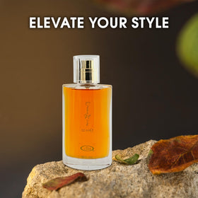 A CENTER detailed label close-up shows premium ingredients and craft.