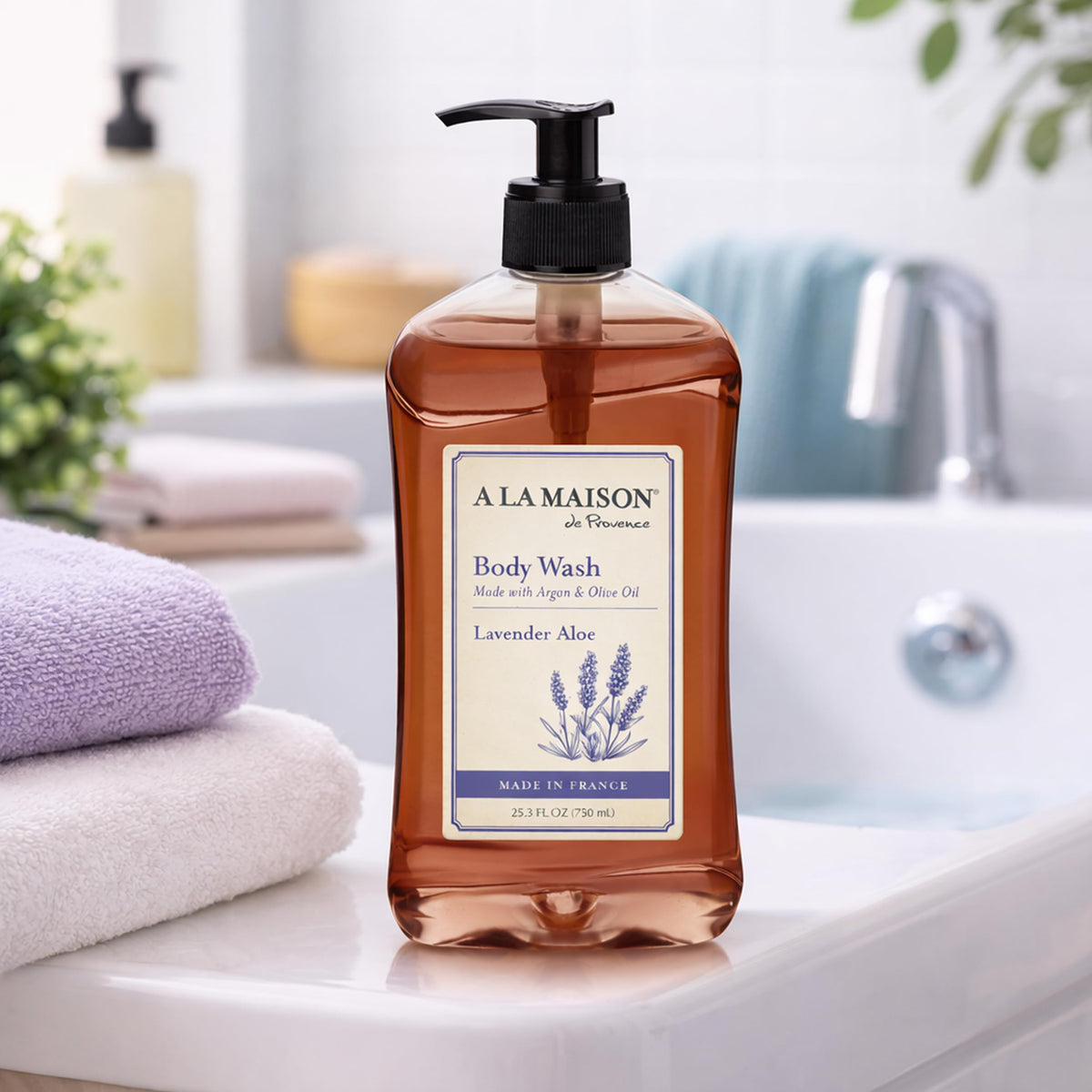 A LA MAISON Lavender Aloe texture on skin conveys moisturizing feel.