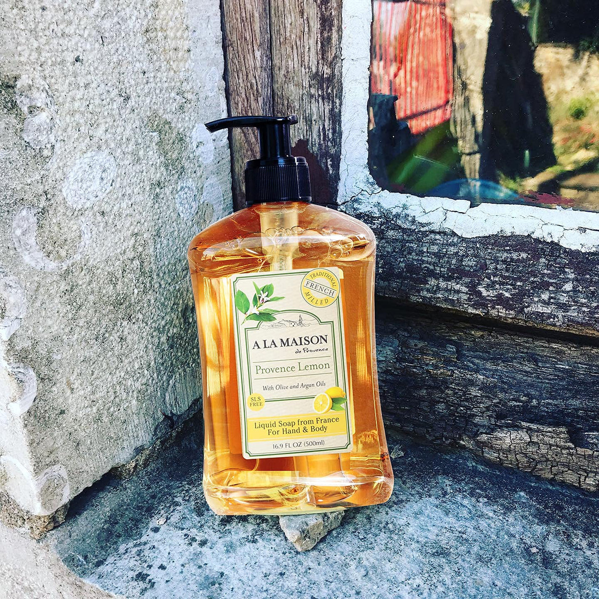 A LA MAISON Provence Lemon hand soap packaging highlights eco-friendly bottle and recyclable design.