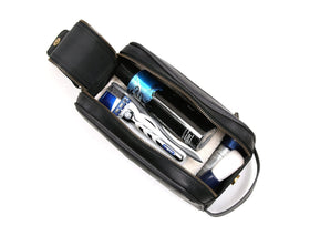 Aaron Leather Goods Vendimia Estilo waterproof lining protects contents during trips.