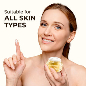 ABERA Kasumi Glowing Cream visual cue for smoother-looking skin.