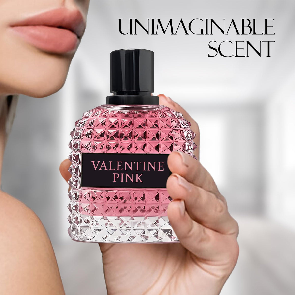 A CENTER Couple Set display, two full-size bottles ideal for gifts.