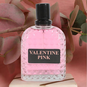A Center travel-friendly 100 ml bottles for on-the-go touch-ups