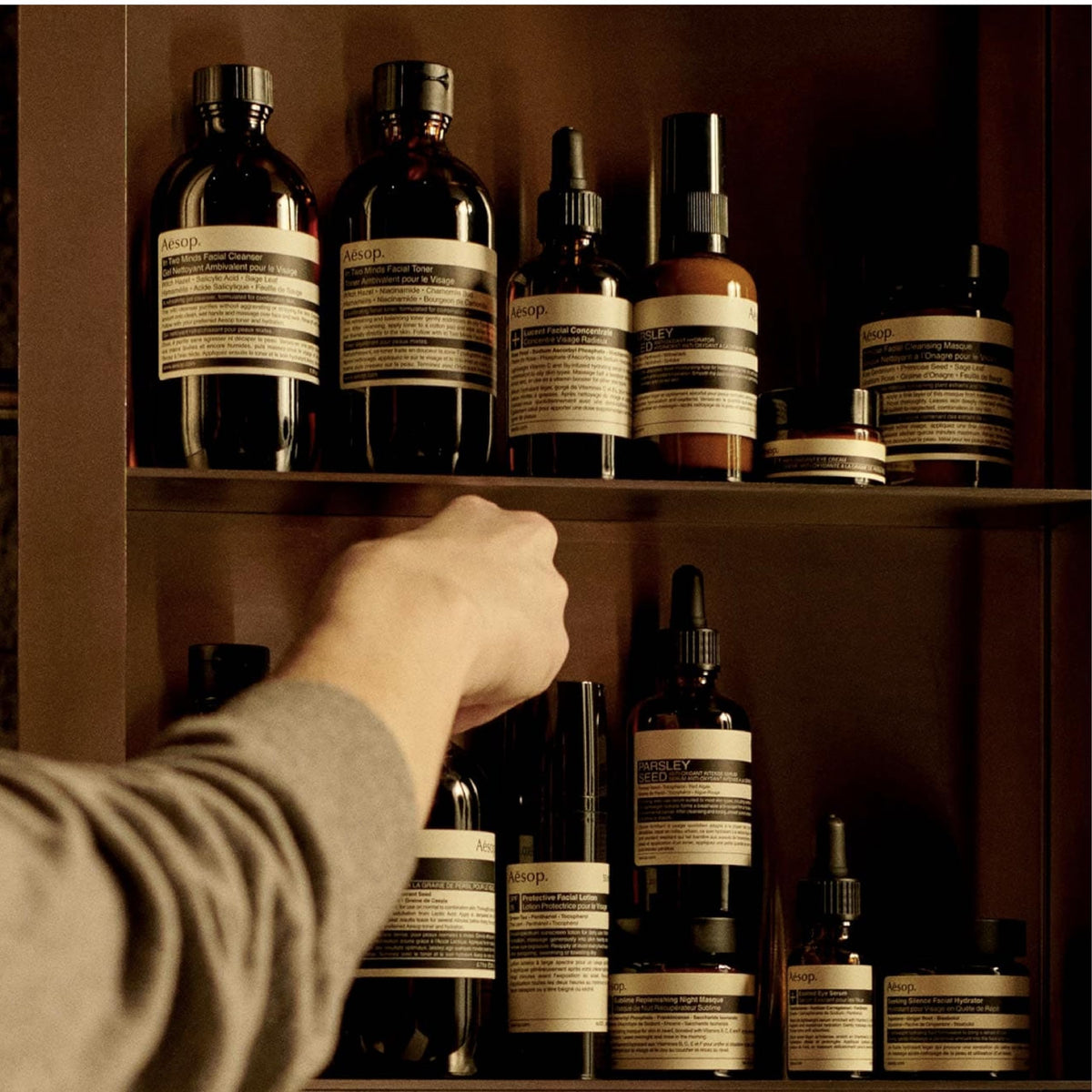 Aesop Amazing Face Cleanser travel pack — convenient on-the-go cleansing.