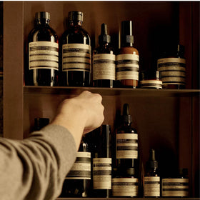 Aesop Amazing Face Cleanser travel pack — convenient on-the-go cleansing.
