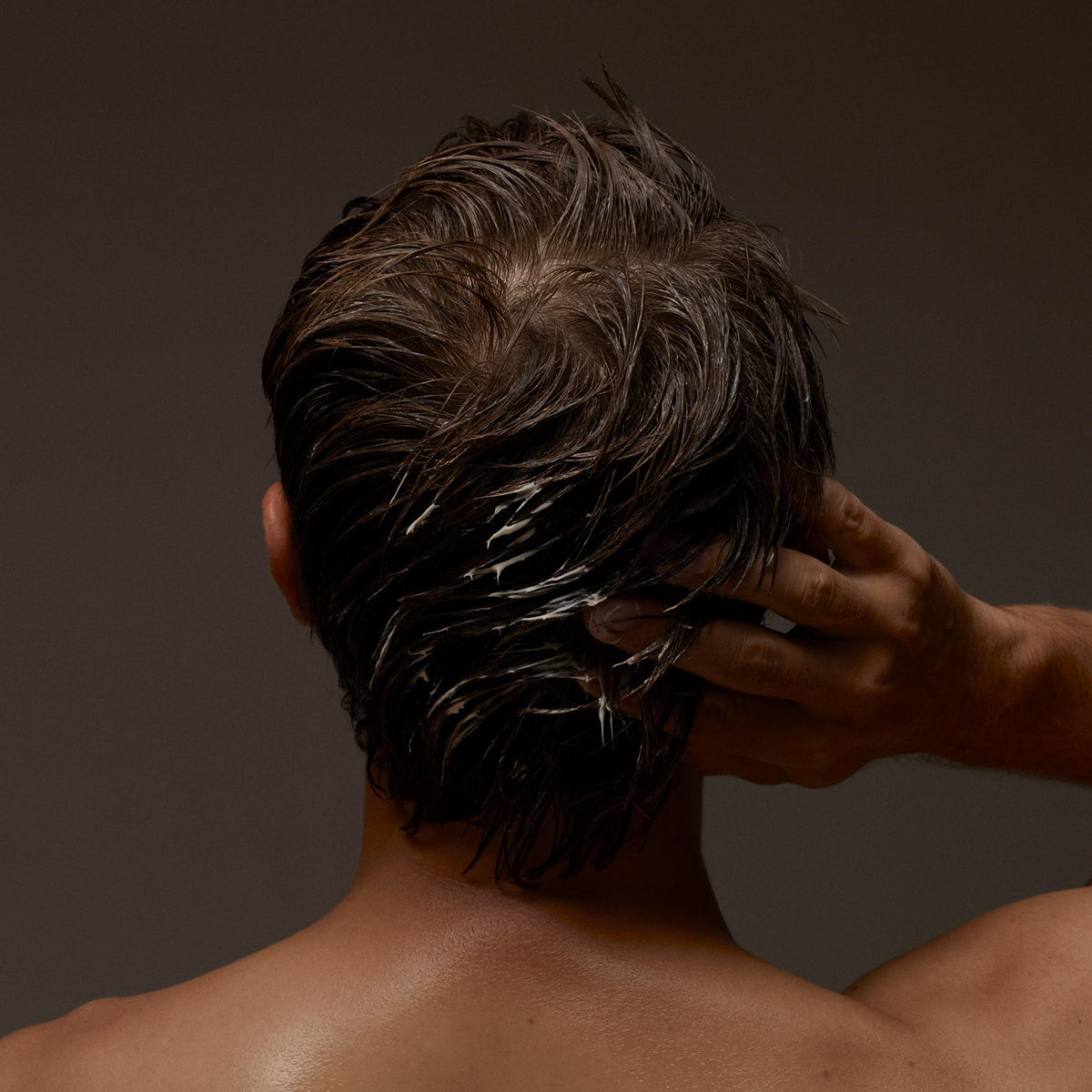 Aesop conditioner highlighting cedar atlas for a woody feel and smooth hair.