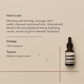 Aesop Fabulous Face Oil texture close-up shows a smooth, balanced finish.