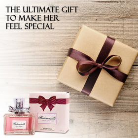 Afluxe Mademoiselle on skin demonstrates long-lasting floral impression.