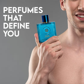 Verse Adonis Noir perfume spray captured mid-application ideal for daily routines.
