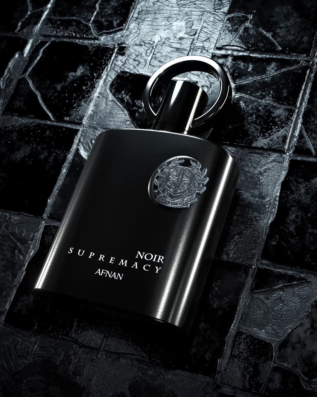 Afnan Supremacy Noir bottle on wooden surface ideal for daily wear