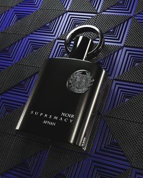 Afnan Supremacy Noir close-up label highlighting rich aroma notes