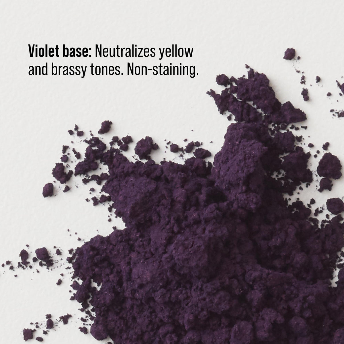 AG Care Sterling Silver Toning Shampoo lather shows rich violet foaming