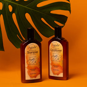 Closeup of Agadir Argan Oil Daily Moisturizing Conditioner label, sulfate-free formula.