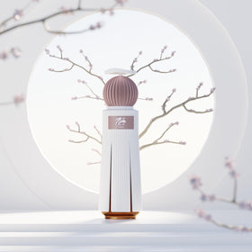 Marj cashmere wood base note suggests lasting comfort