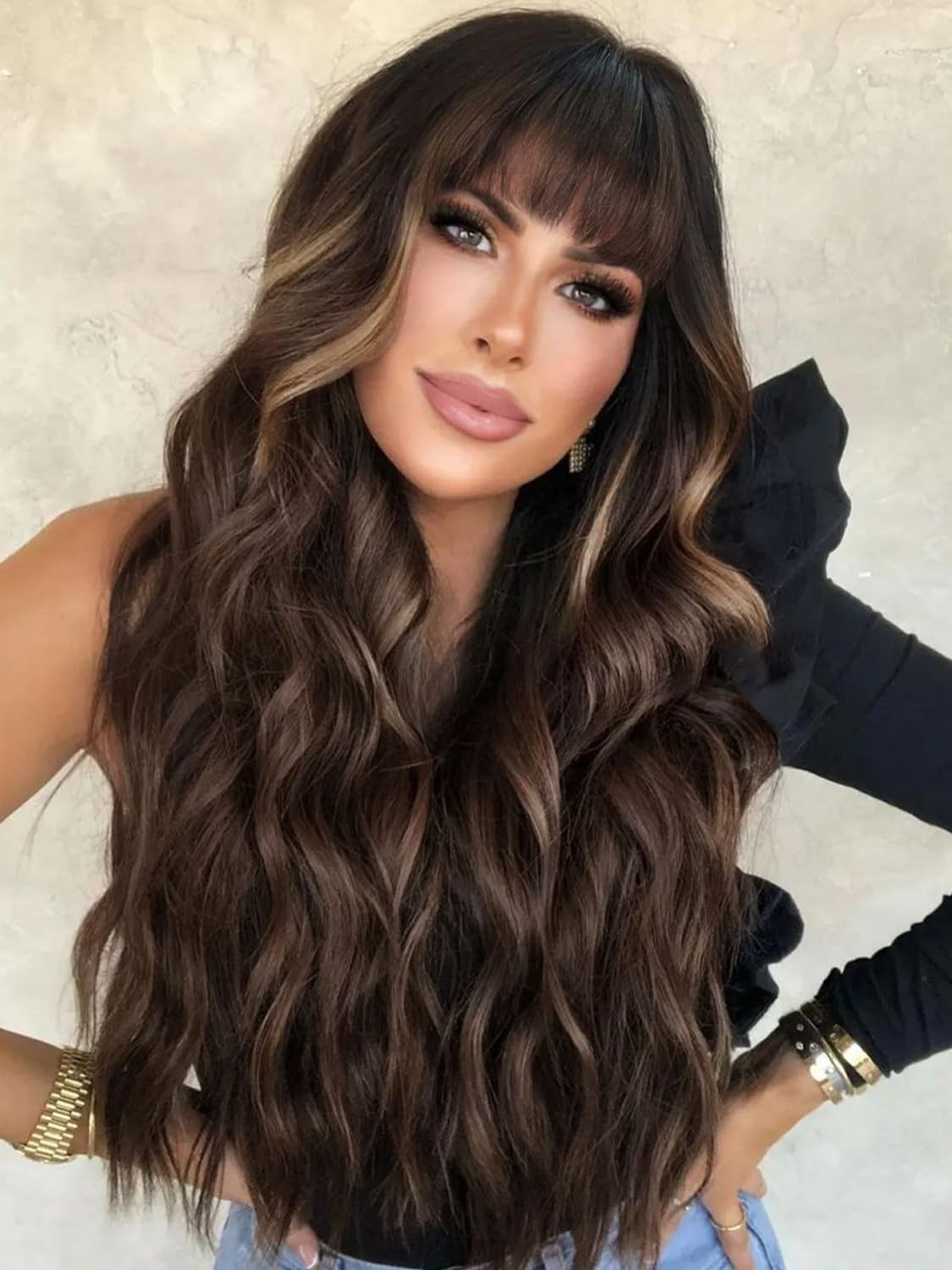 AISI QUEENS brown wig with bangs front view showing face framing style