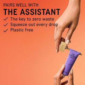 Moisturized underarm skin after applying AKT Deodorant Balm, aluminium-free.