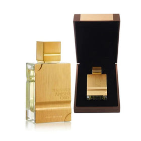 Al Haramain Amber Oud Gold Edition closer look, amber and fruit notes in focus.