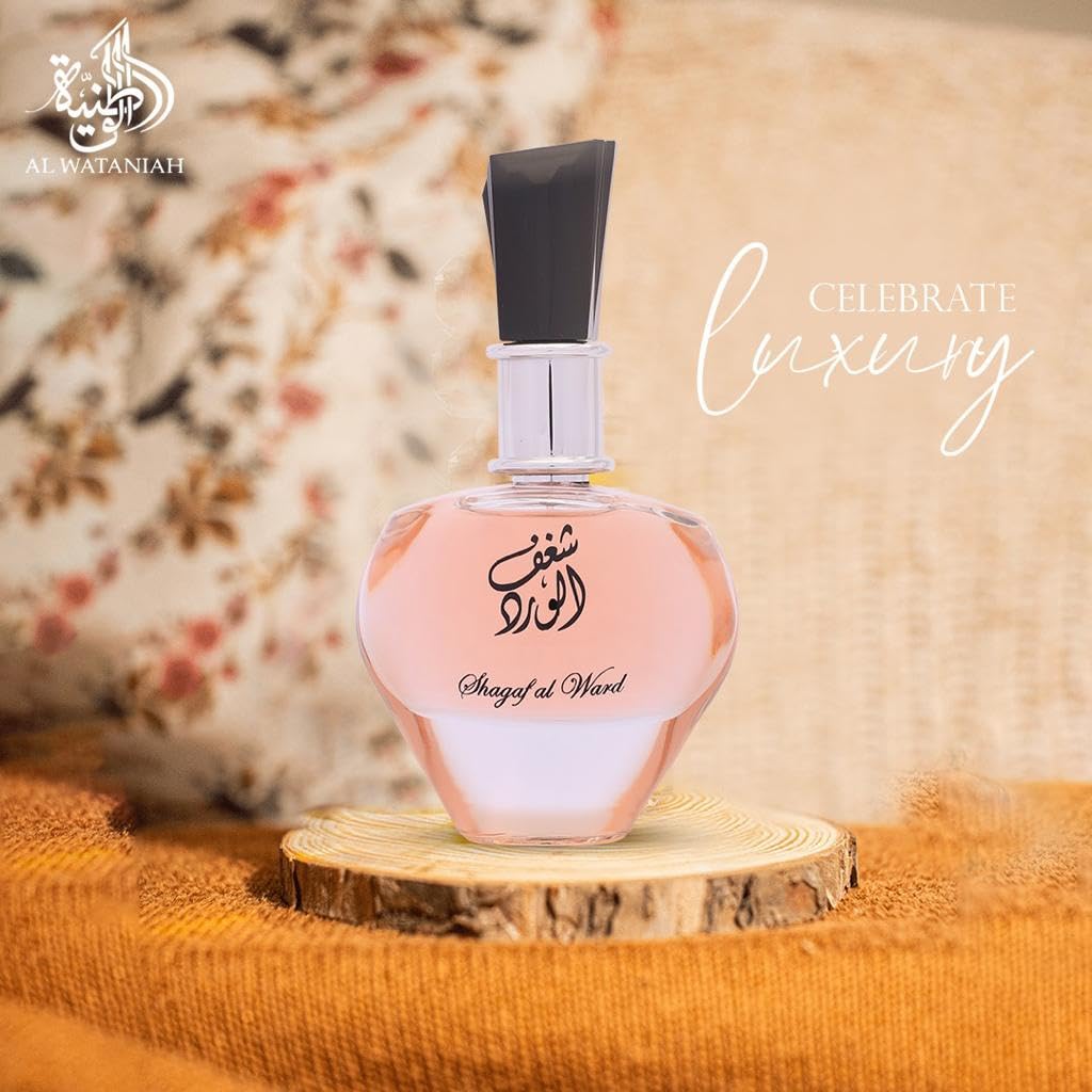 Note overview highlights jasmine and tuberose balance for a bright daily scent.