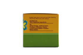 Alba Botanica ingredients close-up: organic aloe vera and sunflower seed oil