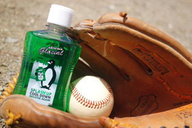 Alcolado Glacial Mentholated Splash Lotion family-friendly formula for everyday use.