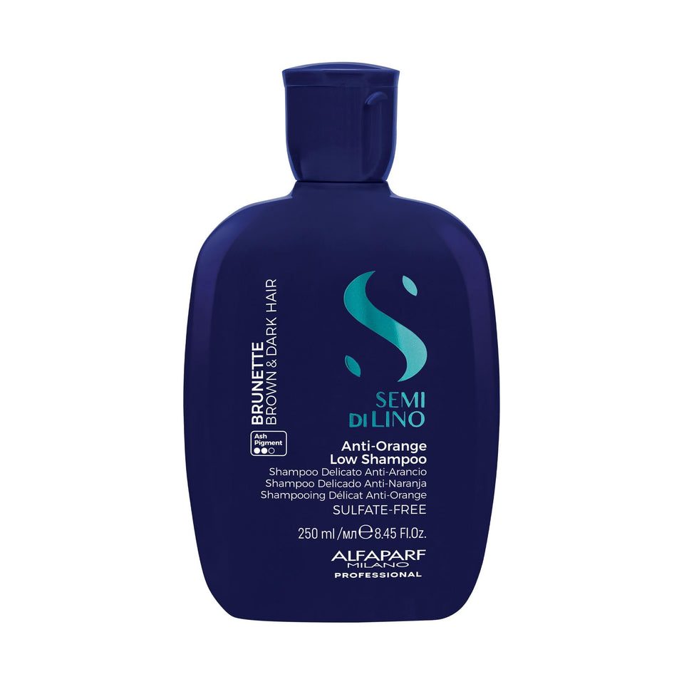 ALFAPARF MILANO Semi di Lino Blue Shampoo bottle for brunette hair neutralizes brass and orange tones.