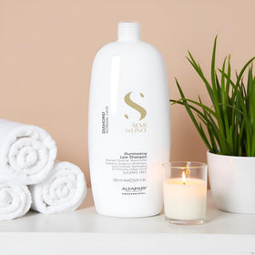 ALFAPARF MILANO Semi di Lino Diamond Shampoo argan oil close-up highlighting nourishment.
