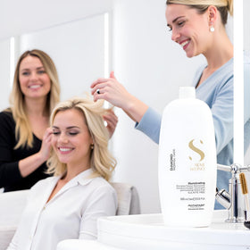 ALFAPARF MILANO Semi di Lino Diamond Shampoo on shelf with uv-filter graphics.