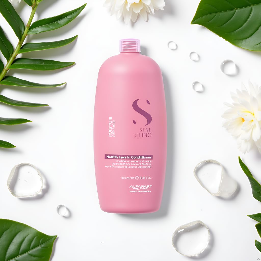 Semi Di Lino Moisture Nutritive leave-in texture close-up showing smoothing and shine