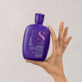 ALFAPARF Milano Semi di Lino Purple Shampoo neutralizes yellow tones to revitalize color