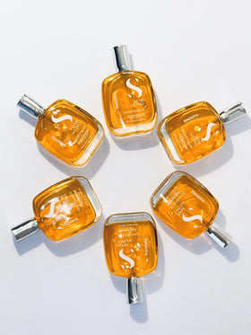 ALFAPARF MILANO Semi di Lino Smoothing Oil packaging and product display for premium salon use.