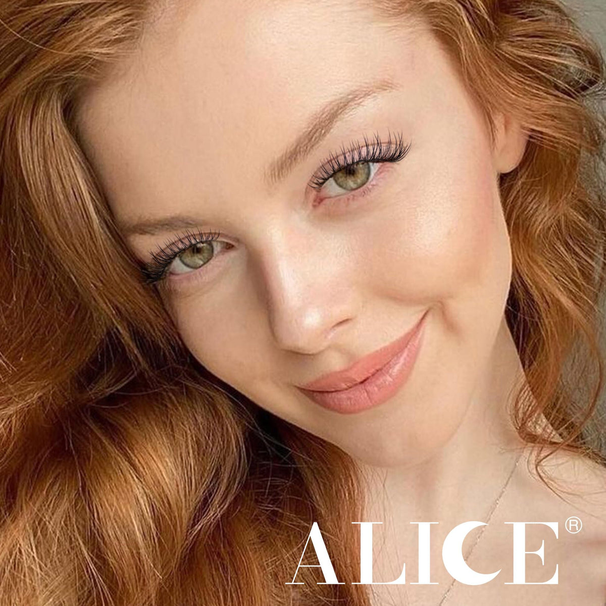 ALICE Cluster eyelash kit open packaging shows components.
