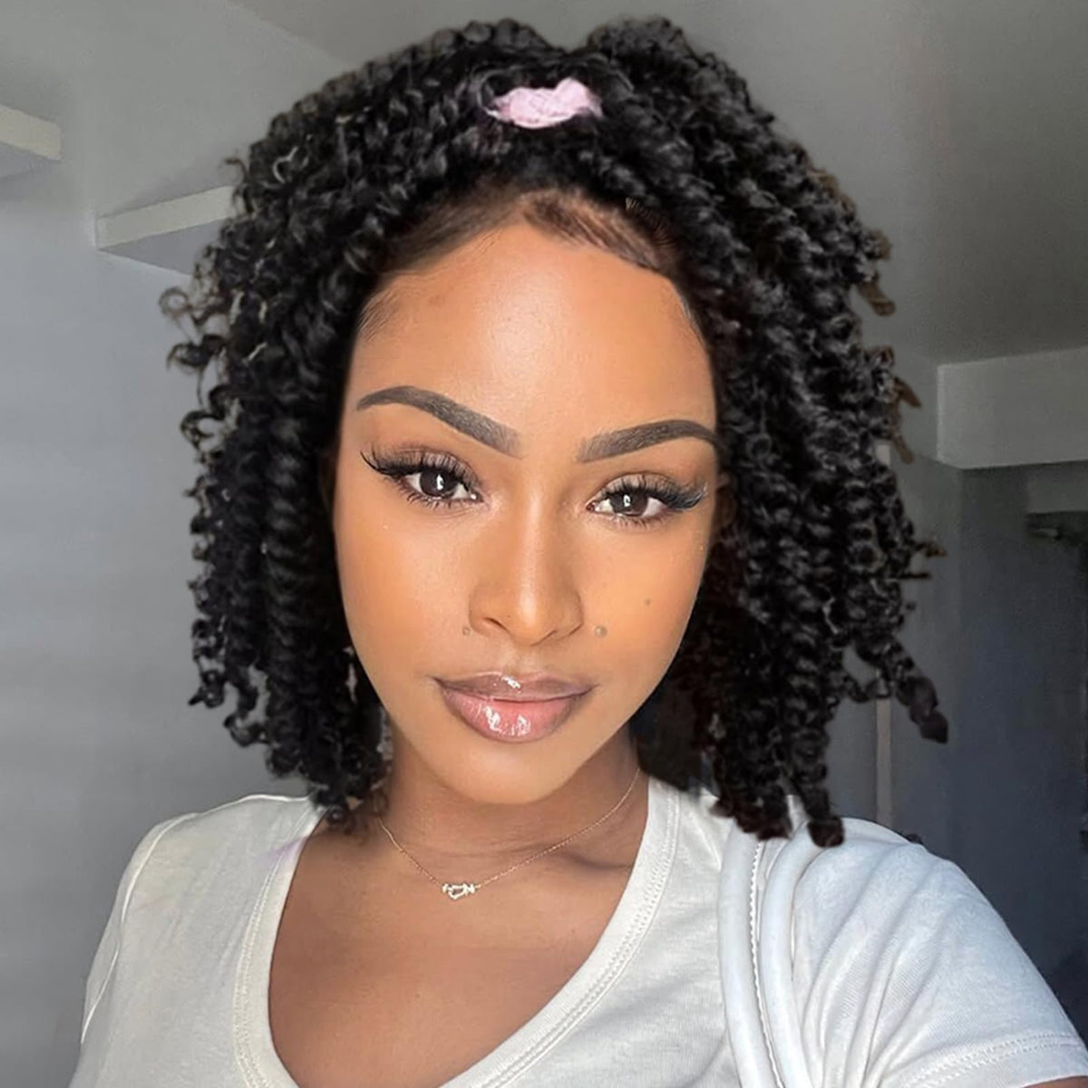 Alicoco Passion Twist provides a versatile protective style for daily wear.