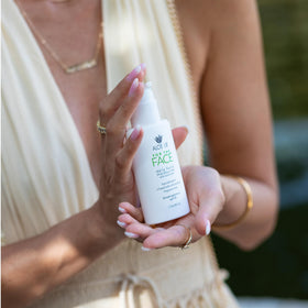 Aloe Up SPF 25 base suitable under makeup and on the neck