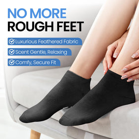 Moisture-locking action of ALUROICE socks showing hydration sealing effect