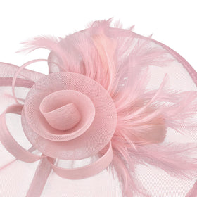 Amariver fascinator hat lightweight and breathable for all-day wear.