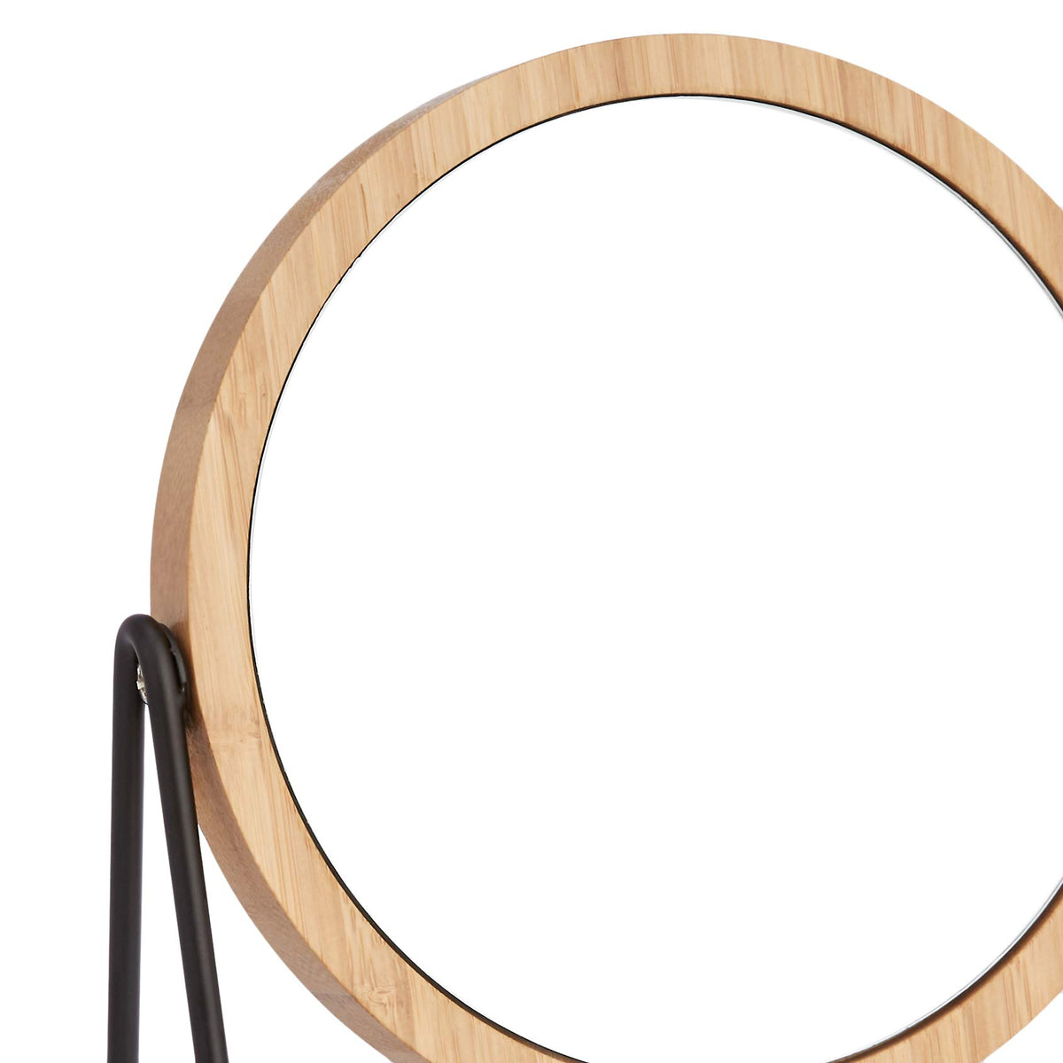 Amazon Basics vanity mirror shows 1x/5x magnification for precise grooming.