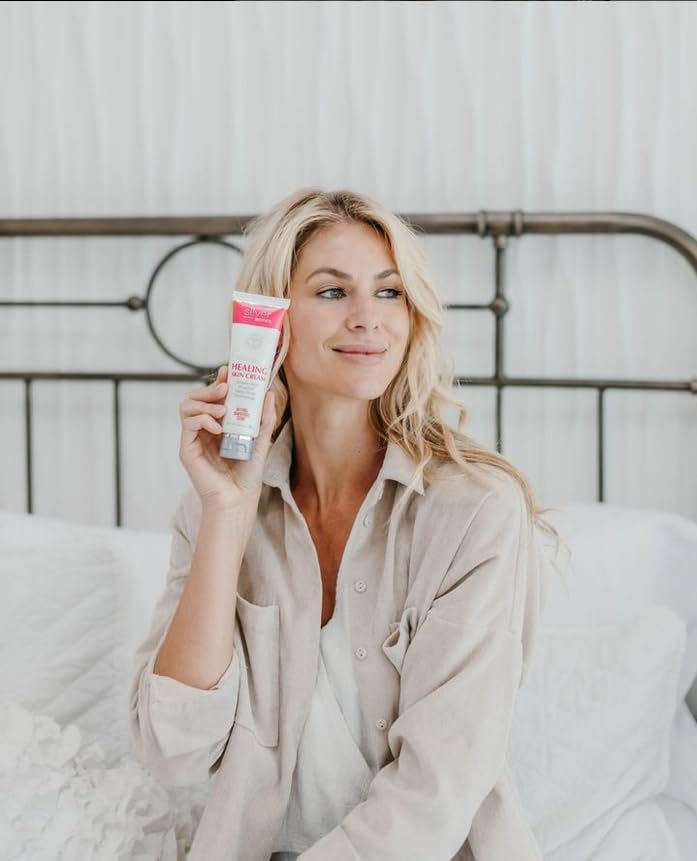 Label close-up displays clean ingredients and grapefruit-infused formula