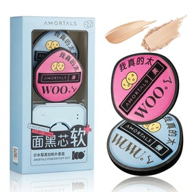 AMORTALS makeup sponge set with case for clean, on-the-go applications.
