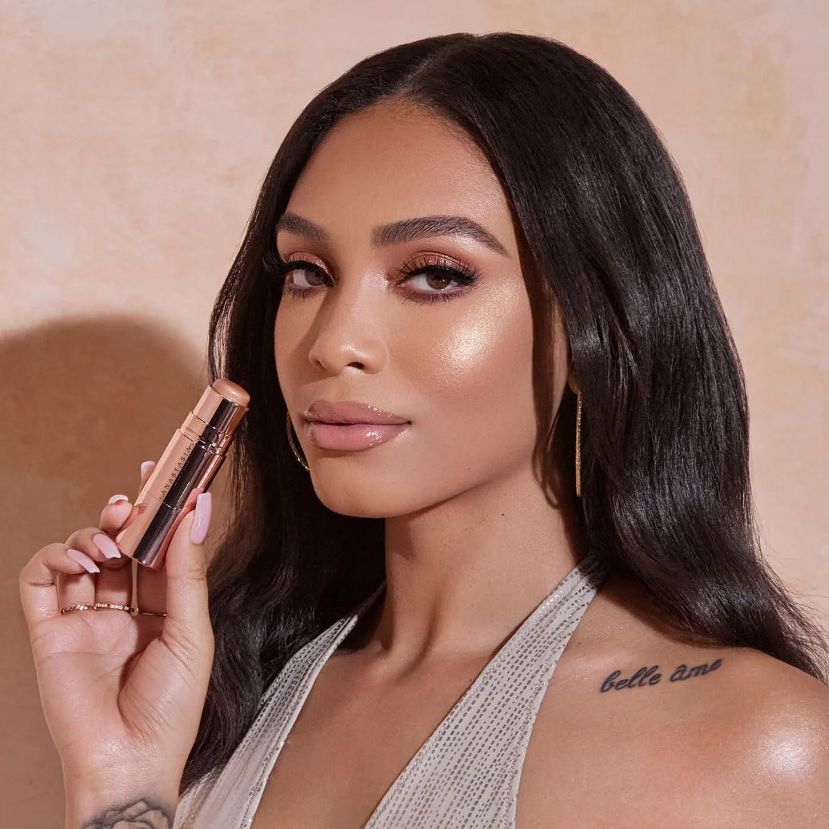 Anastasia Beverly Hills highlighter compact stays portable for on-the-go touch-ups.