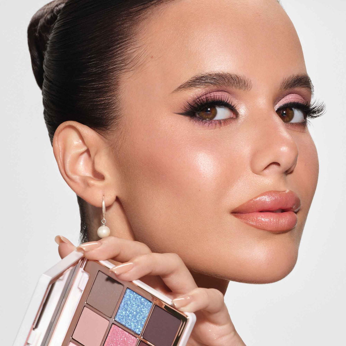 Anastasia Beverly Hills Mini Sugar packaging and travel-friendly box.
