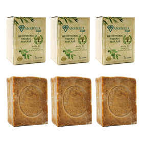 Anatolia Soap Aleppo olive oil bar close-up for gentle daily cleansing.
