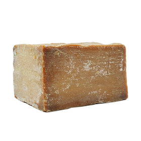 Anatolia Soap handmade wrap highlights traditional craft.