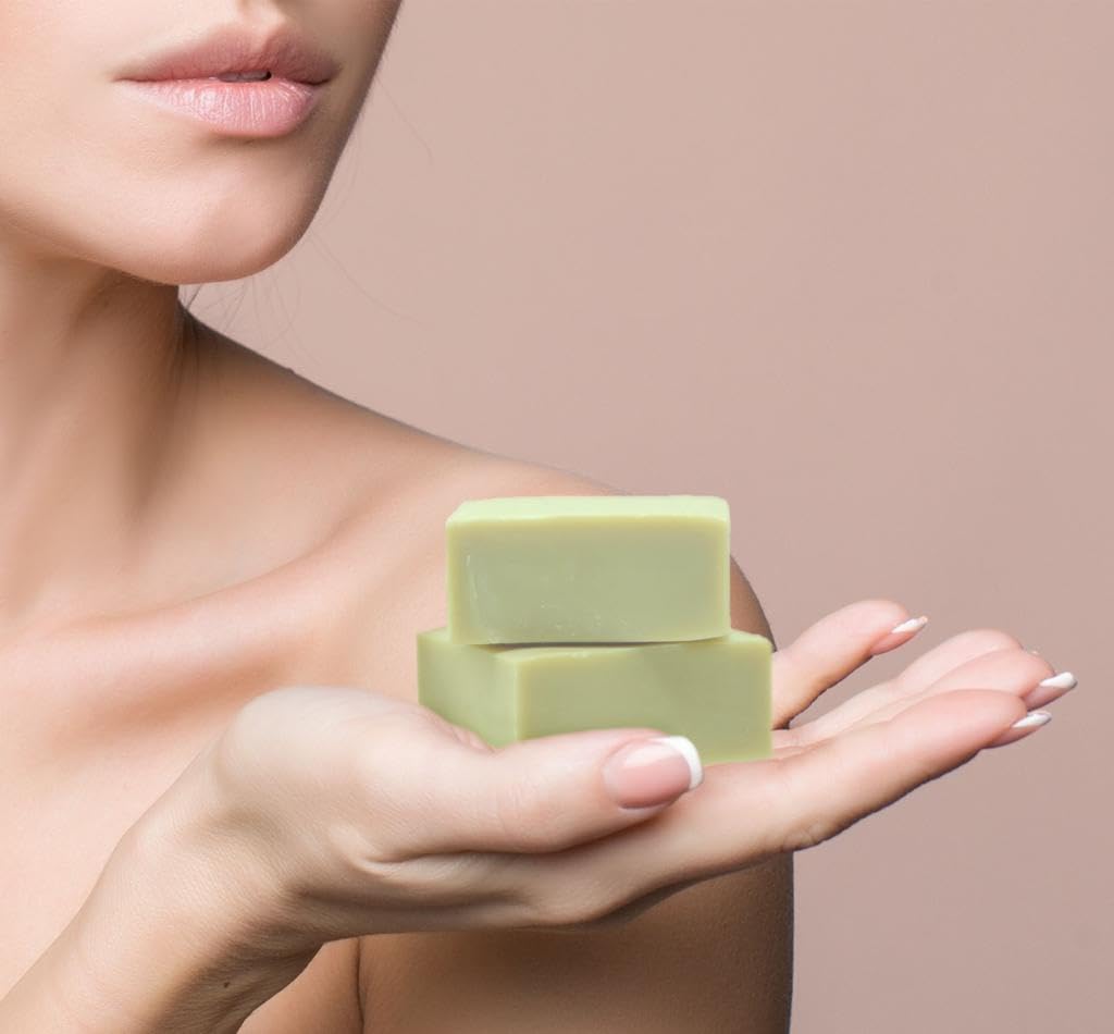 AnatoliaDaphne Aleppo Soap Bar ideal as a gift set.