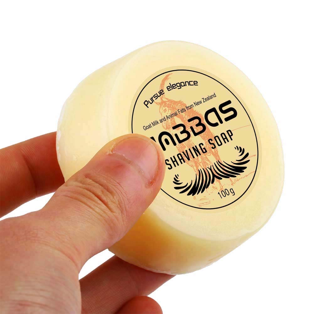 Anbbas kit display shows complete wet shave set for a close routine.