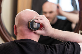 IPX6 waterproof rating supports splash-safe wet shaving